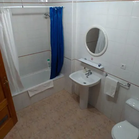 Almirante Апартаменты *