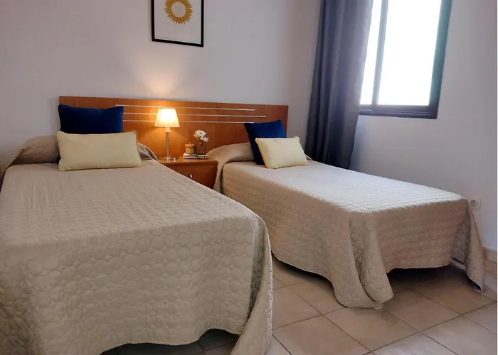 Almirante * פוארטו דל רוסריו