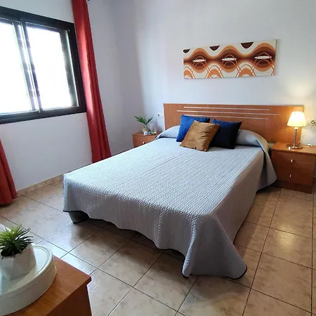 Almirante * Puerto del Rosario (Fuerteventura)